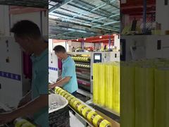 Bopp-tape Kleefstof Verpakking 100y/200y/1000y Gebruik voor het verpakken van kartonnen