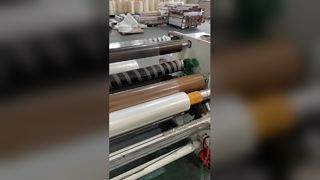 Koudlaminatiefilm beschermt en verbetert afdrukken